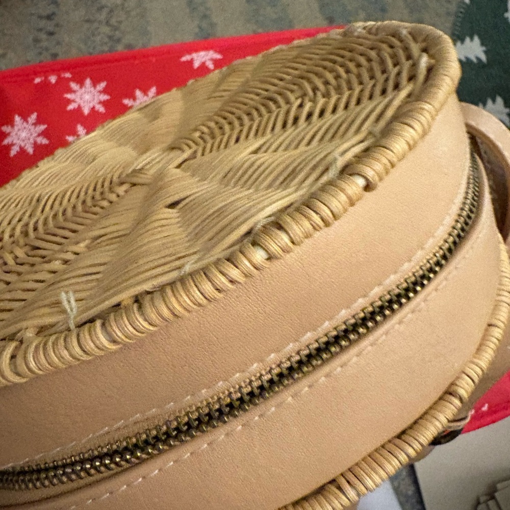 Stylish Tan Crossbody Bag
